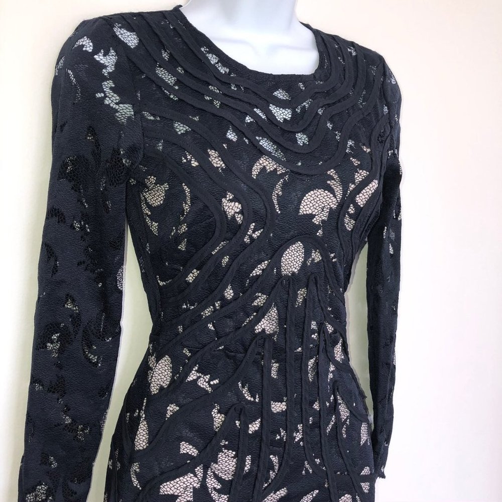 H&M blue lace dress open back - Picture 2 of 13